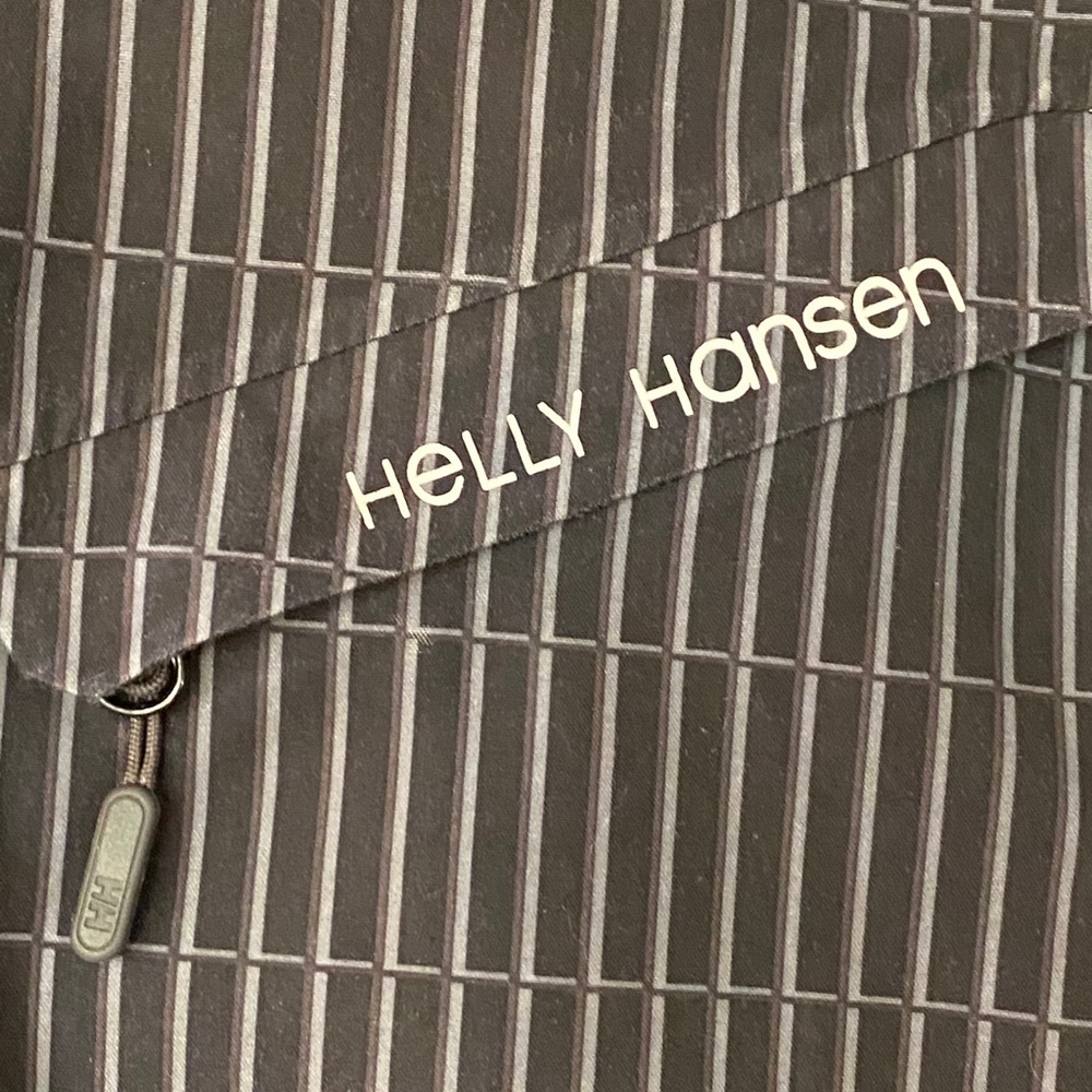 Helly Hansen Black Medium Rain Jacket - image 3